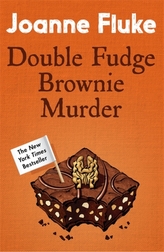  Double Fudge Brownie Murder (Hannah Swensen Mysteries, Book 18)