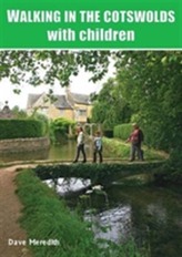  Walking in the Cotswolds