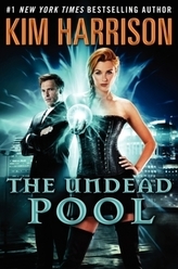 The Undead Pool. Bluthexe, englische Ausgabe.