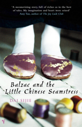 Balzac and the Little Chinese Seamstress. Balzac und die kleine chinesische Schneiderin, englische Ausgabe