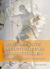 Weißgefasste Skulpturen und Innenräume