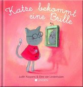 Katze bekommt eine Brille