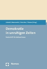 Demokratie in unruhigen Zeiten