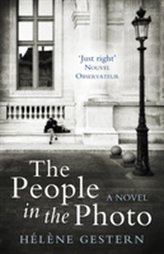  People in the Photo: A Novel