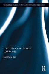  Fiscal Policy in Dynamic Economies